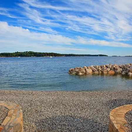 Ferienhaus Melisa 6 *